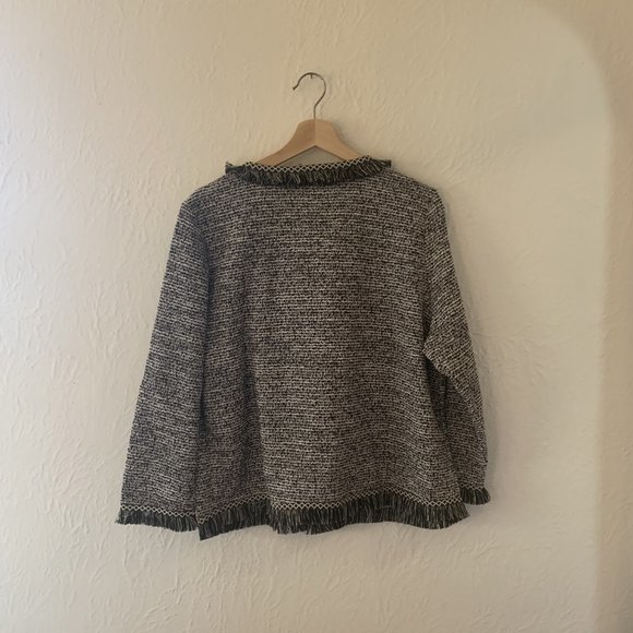 Brooke Shields Timeless Black and White Jacket - Picture 3 of 3